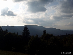 Le massif du Ballon de Servance depuis le Ballon d'Alsace, sous des effets de lumière